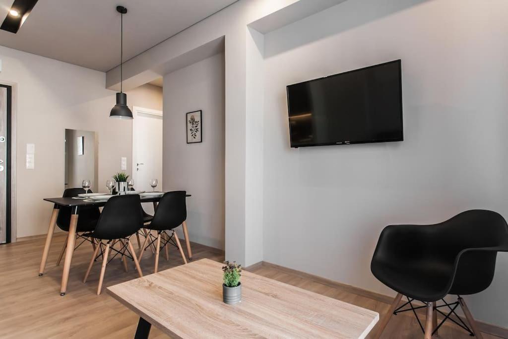 Piraeus Deluxe 2Bdr Apt - Near Metro And Port Exteriör bild