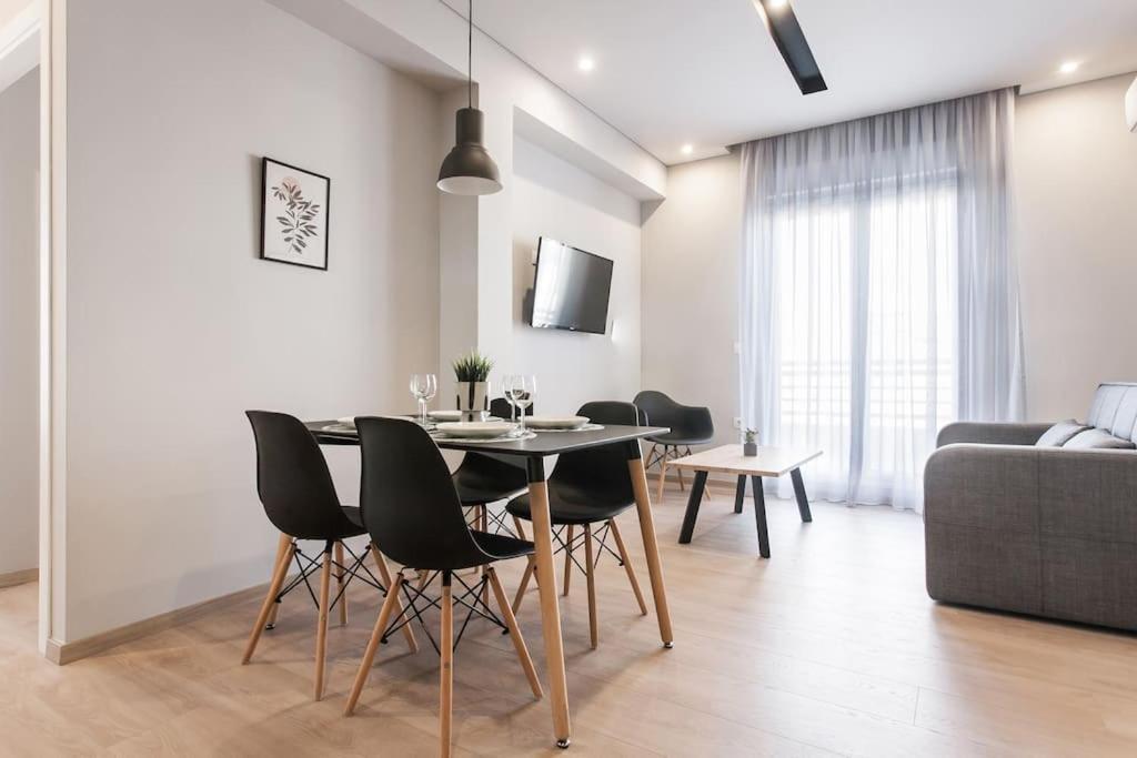 Piraeus Deluxe 2Bdr Apt - Near Metro And Port Exteriör bild